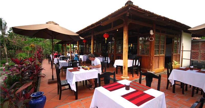 Nhà hàng - Hotel24h.net